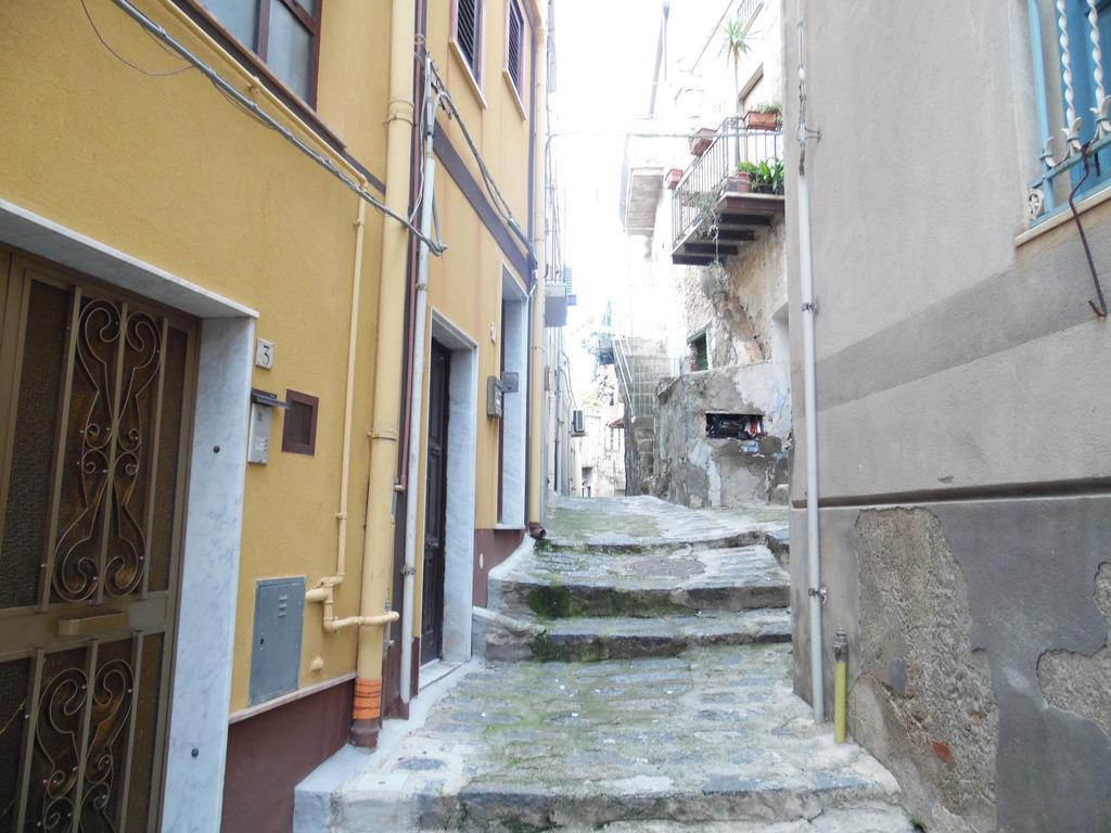 Siciliana Apartment Caronia Exterior photo